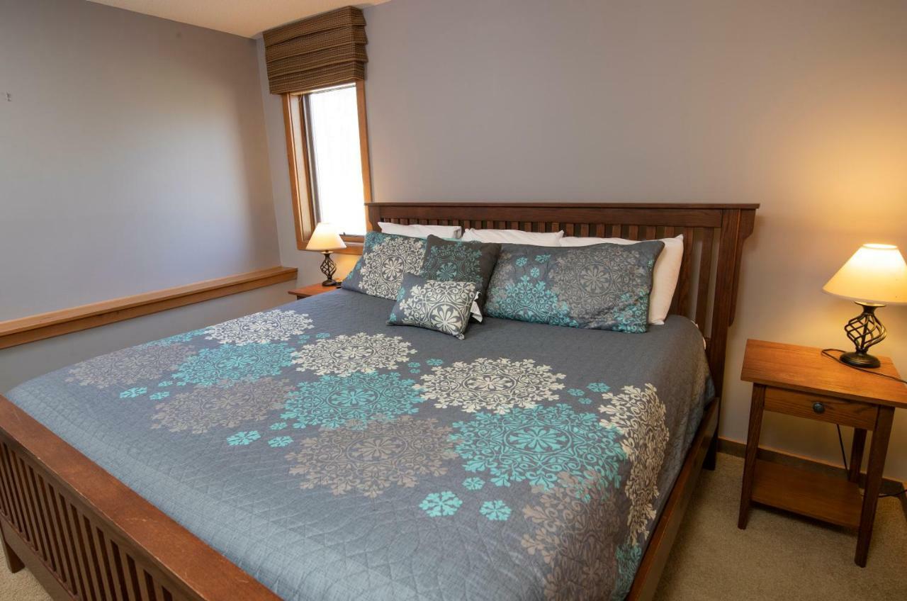 לדלו Okemo Mountain Lodging מראה חיצוני תמונה